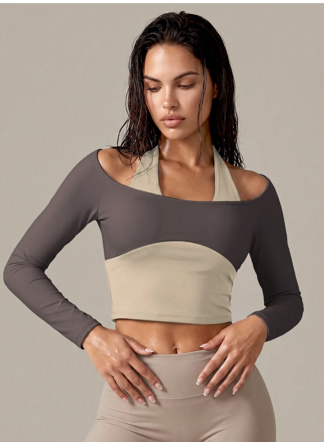 Top Halter Manga Larga Lirio — Crop Deportivo